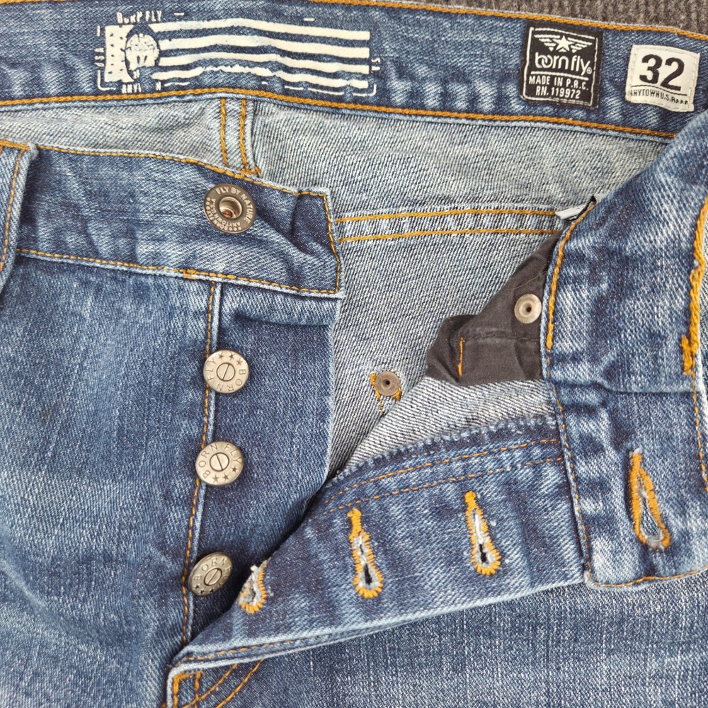 Born Fly Men Distressed Denim Jeans Blue Light Wash Button Fly Size 32 Y2K Style - Picture 4 of 11
